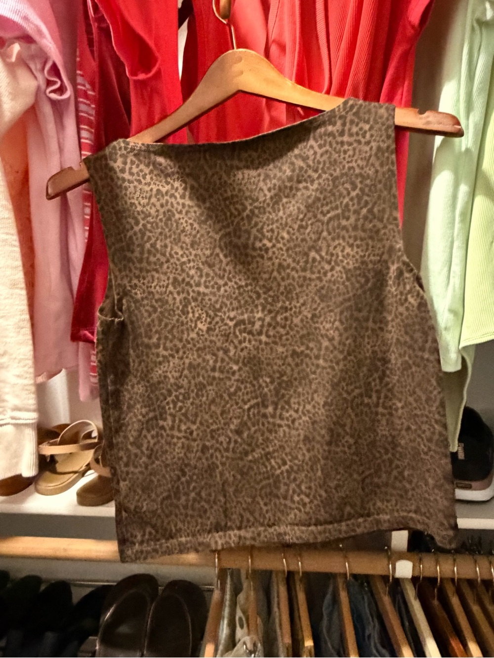 GAP Animal Print 🐆 Boat Neck Tank Top Small - Picture 3 of 3